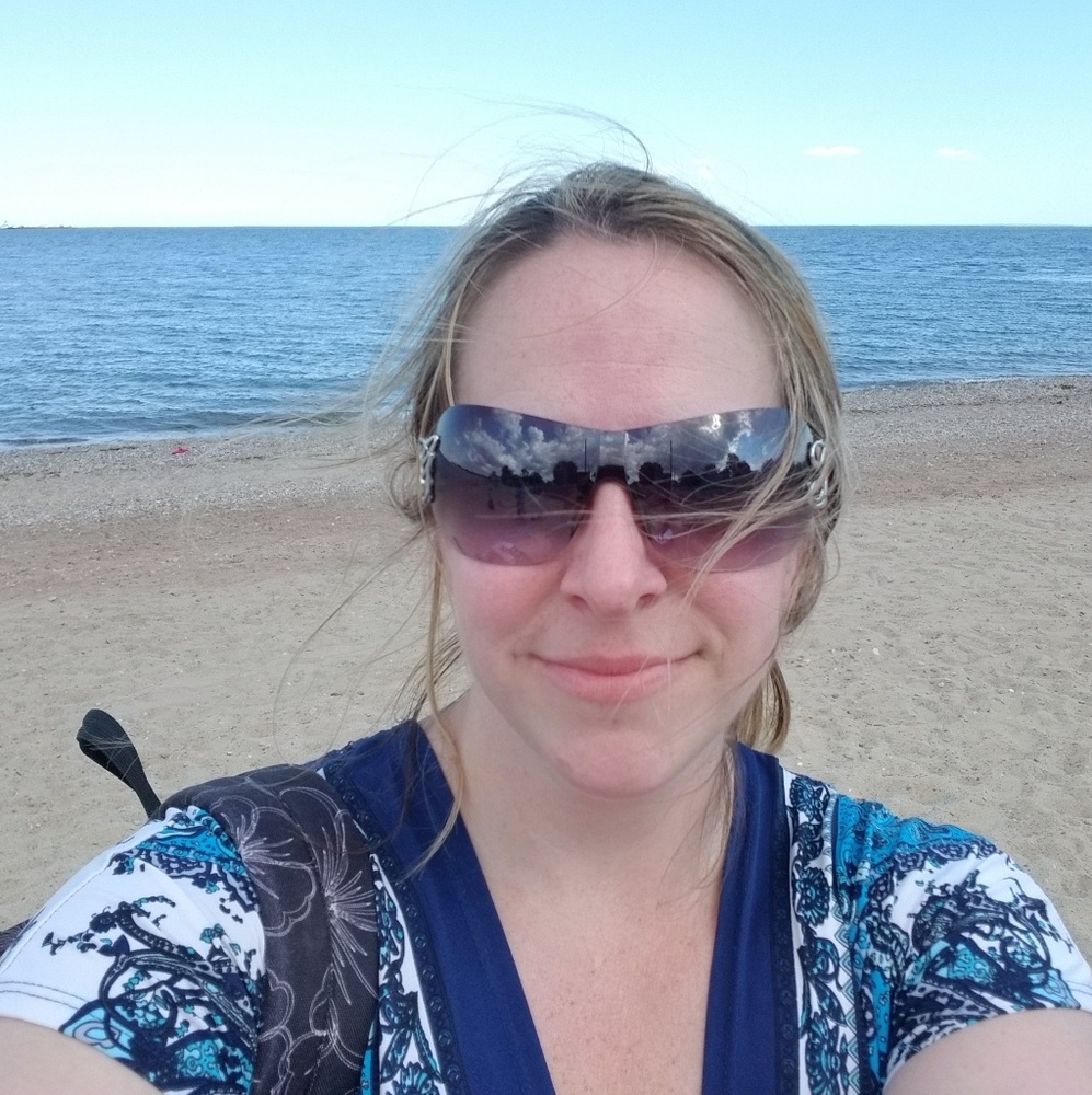 Meet your Posher, Alison